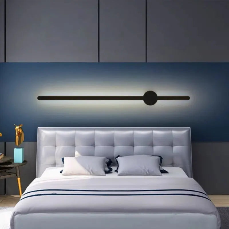 Strip wall lamp
