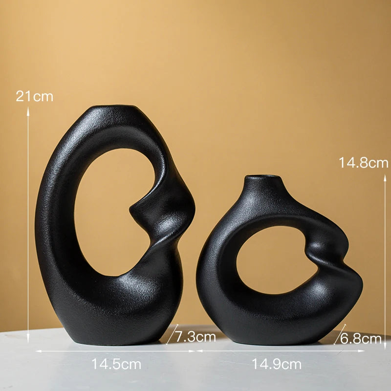 Calm Curve Vases