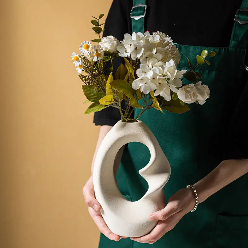 Calm Curve Vases