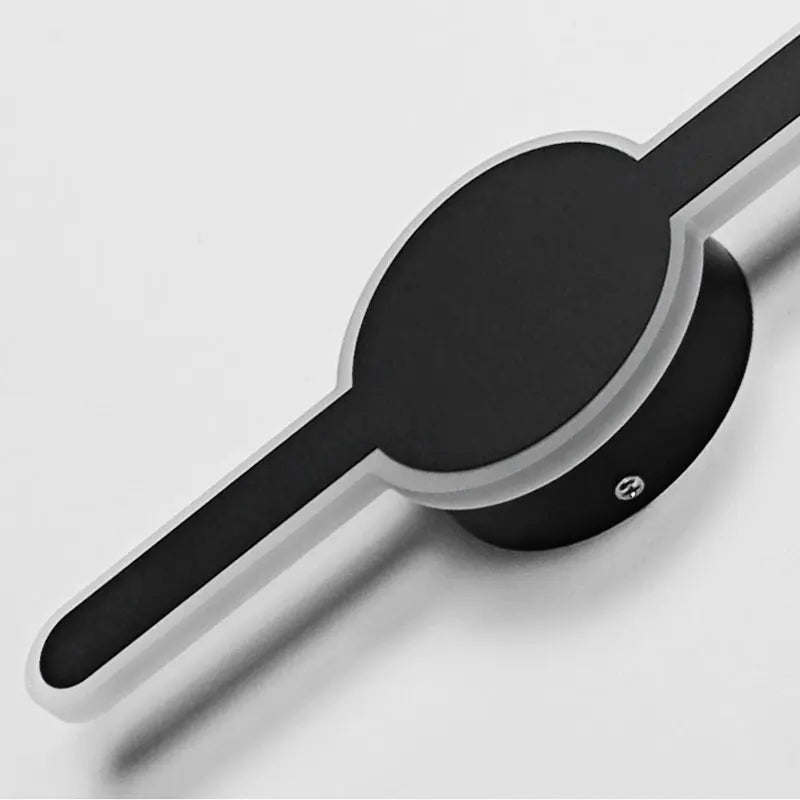 Strip wall lamp